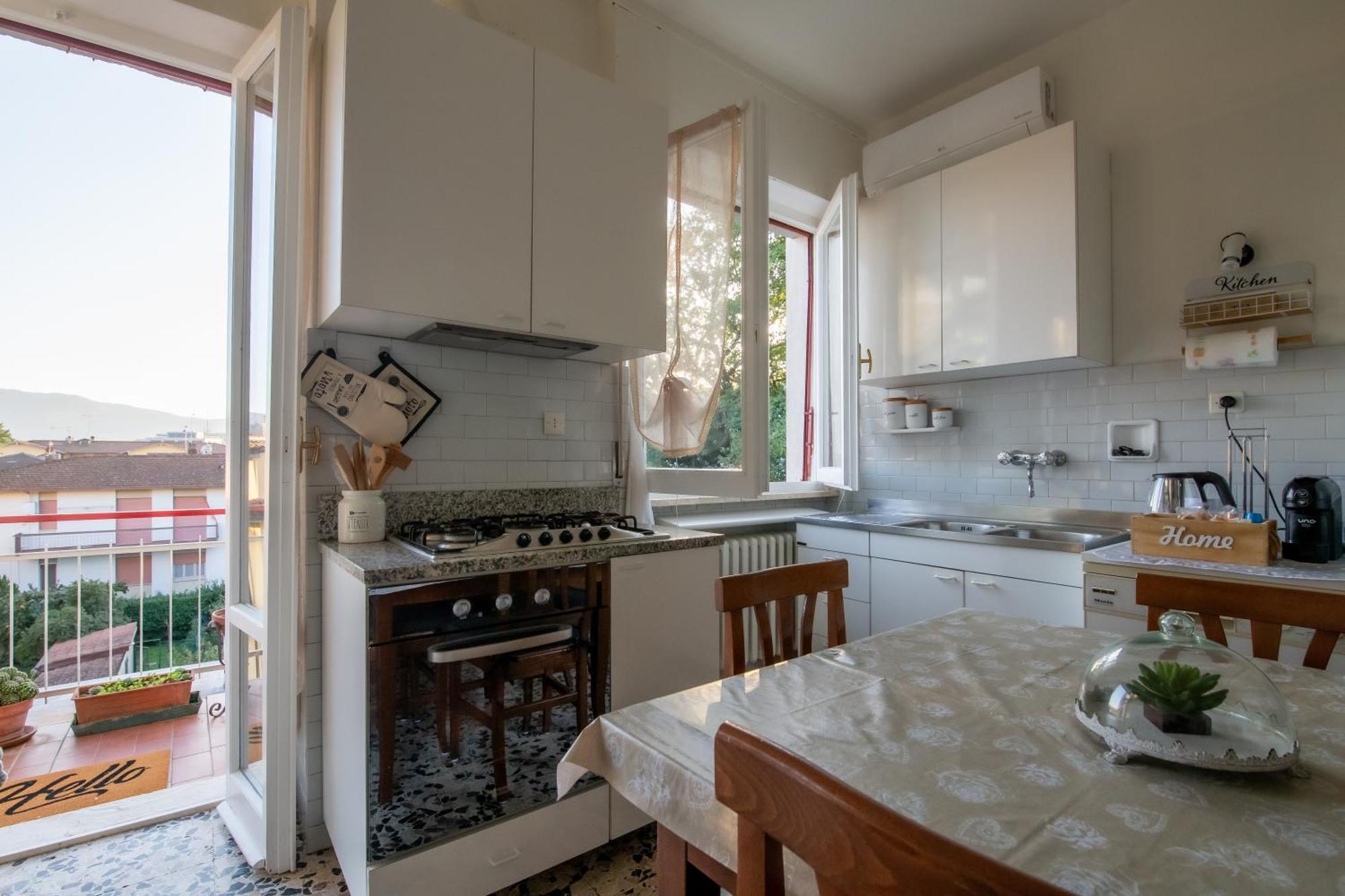 Domus Umberto - Guest House アレッツォ エクステリア 写真